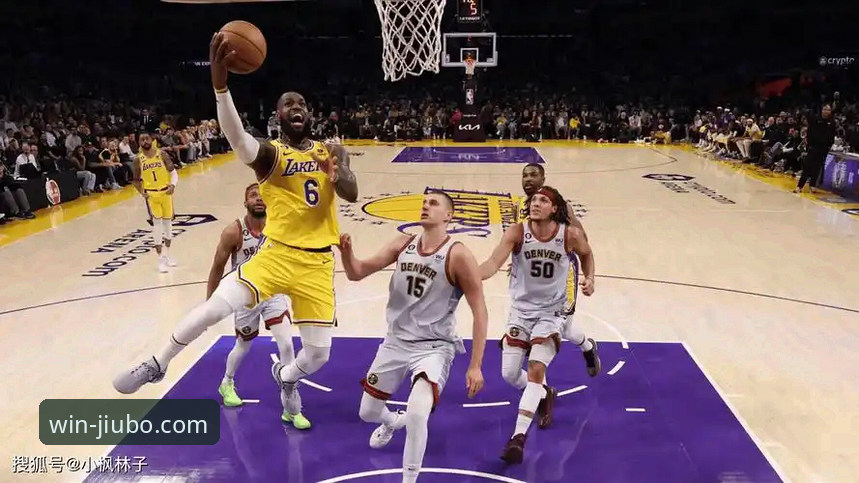 湖人锁定季后赛 vs 九博体育平台观赛体验：哪个更值得关注？